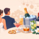 Brautpaar vor einer festlich gedeckten Hochzeitstafel mit Sekt, Wein, Cocktails und alkoholfreien Getränken – Symbolbild für die Getränkeauswahl auf einer Hochzeitsfeier.